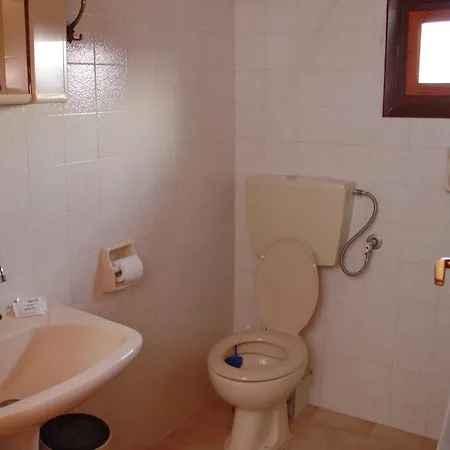 Kehagias Apartment Nea Vrasna