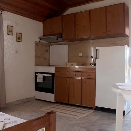 Kehagias Apartament Vrasná